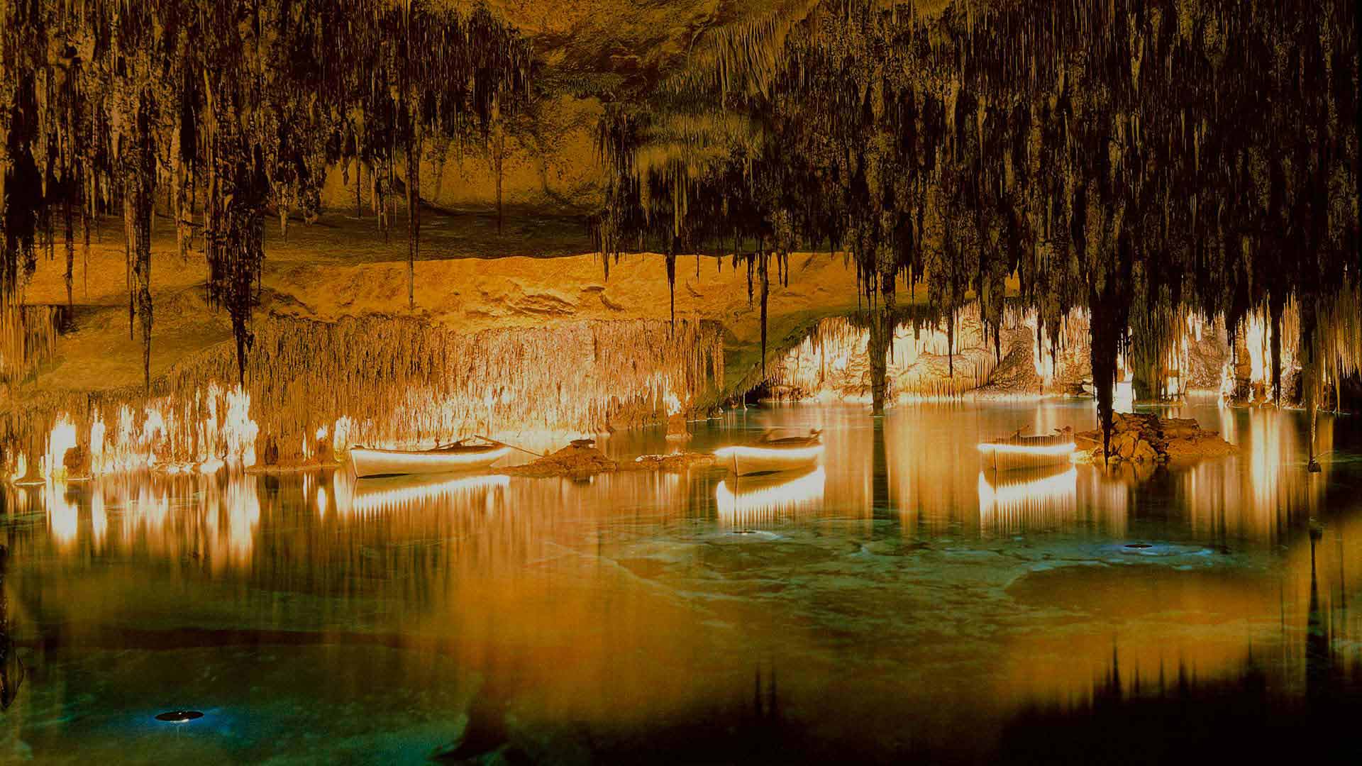 Caves of Drach / Porto Cristo